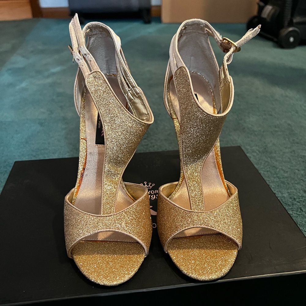 Nina Unilla Gold Glitter Heels